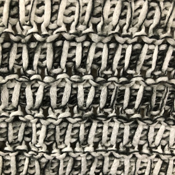 Roots chunky knit sleeveless sweater  SZ M - Picture 7 of 10